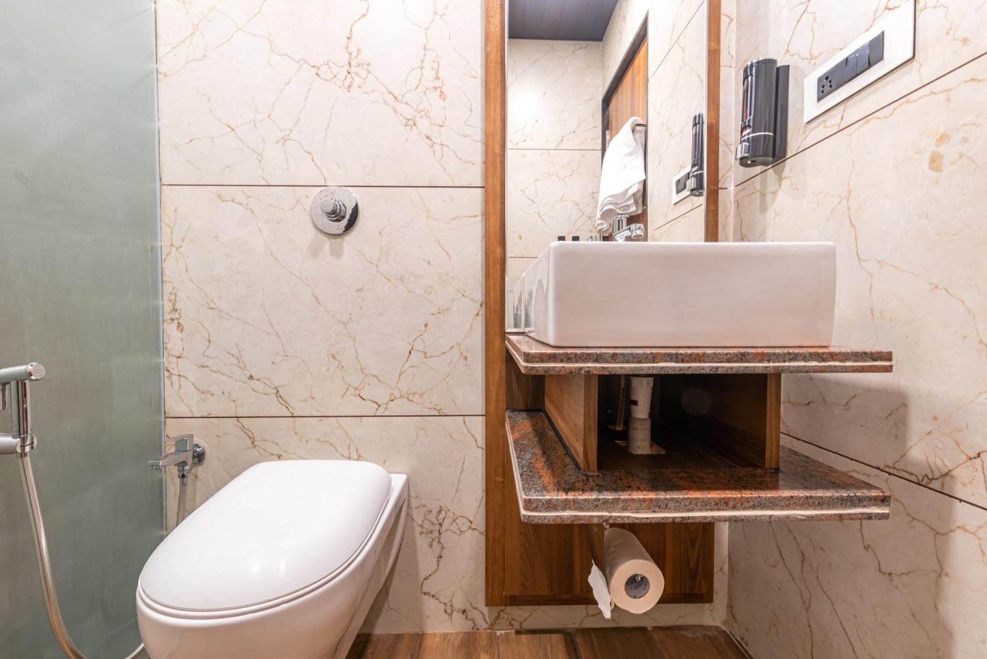 Lemon Wood Suites Πούνε Εξωτερικό φωτογραφία