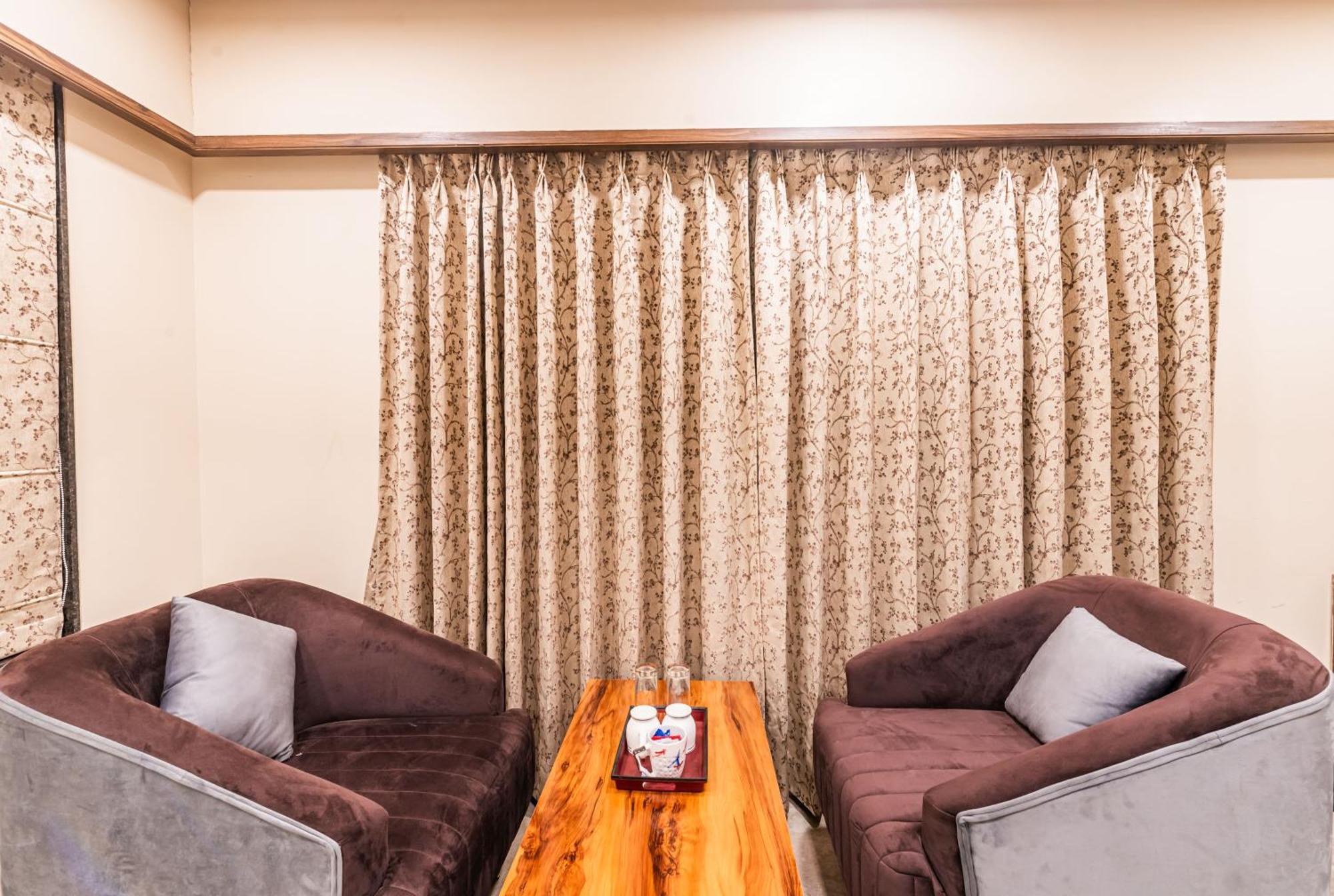Lemon Wood Suites Πούνε Εξωτερικό φωτογραφία